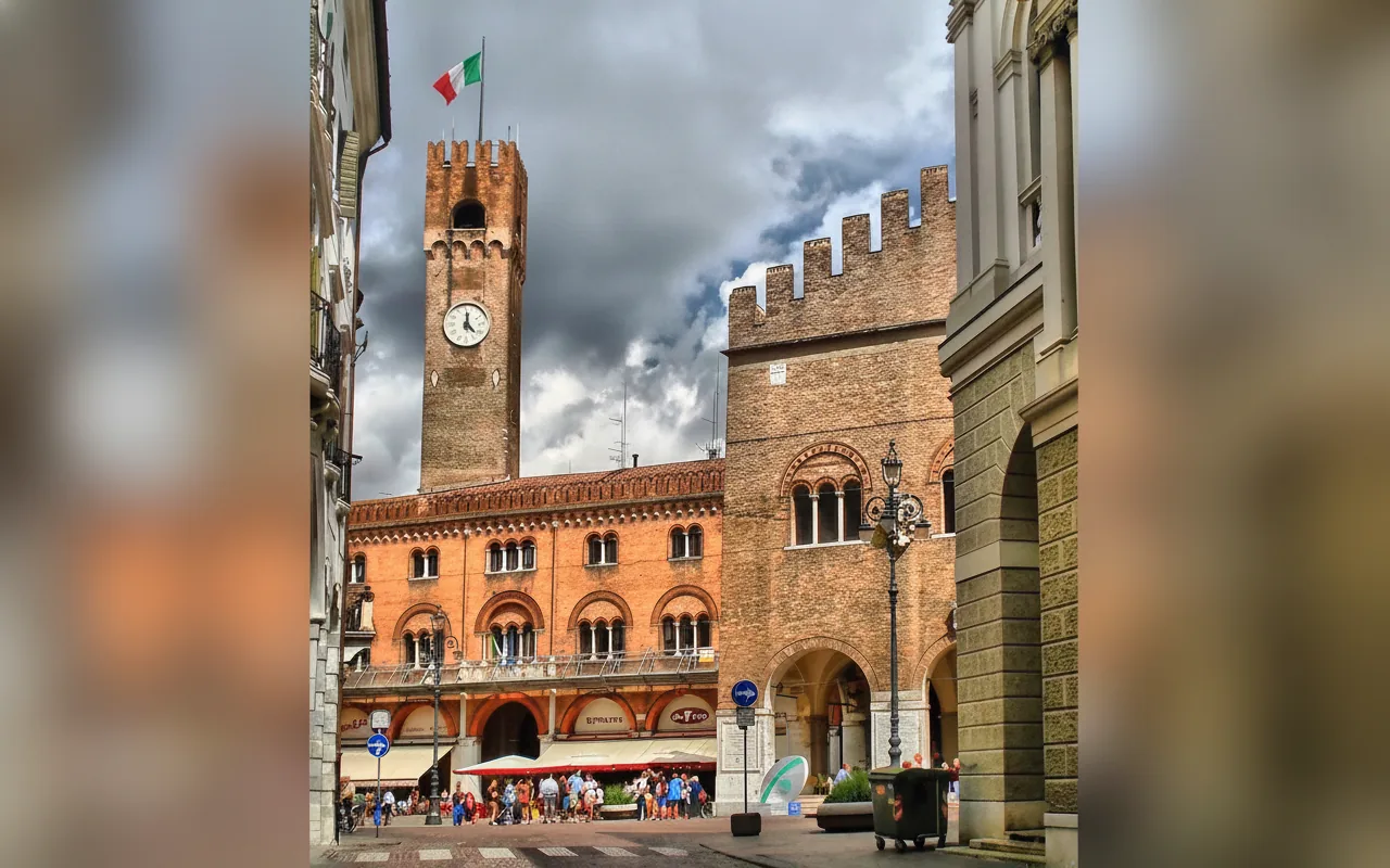 Esterni di holiday treviso,  (foto 6)